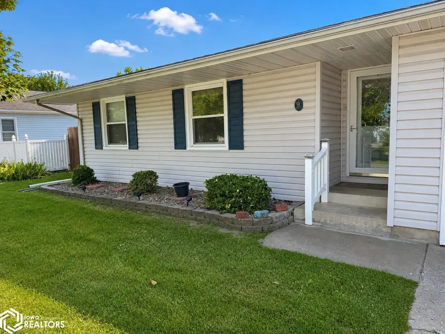 9 Sunset Lane, Fort Madison, IA 52627 - #2