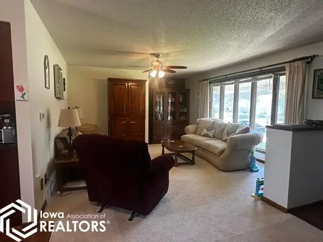640 7th Street Sw, Britt, IA 50423 - #2