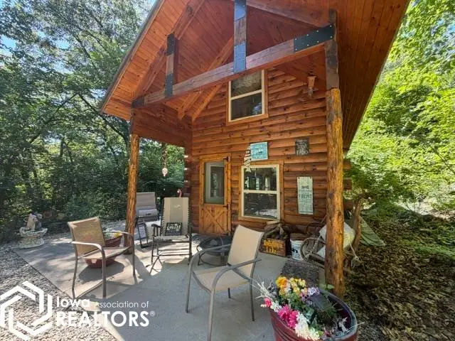 3085 E Lakeshore Drive, Brooklyn, IA 52211 - #1