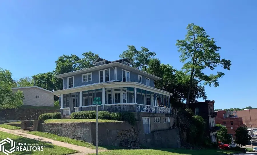 304 Maple Street, Burlington, IA 52601 - #2