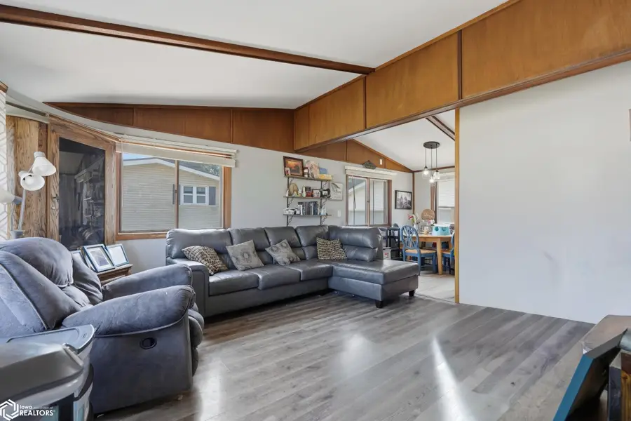 140 Centennial Drive, Mediapolis, IA 52637 - #2