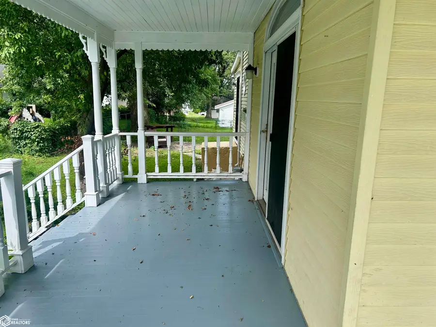 524 N 3rd Street, Marshalltown, IA 50158 - #2