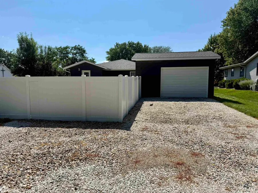 328 E 7th Street, Glidden, IA 51443 - #3