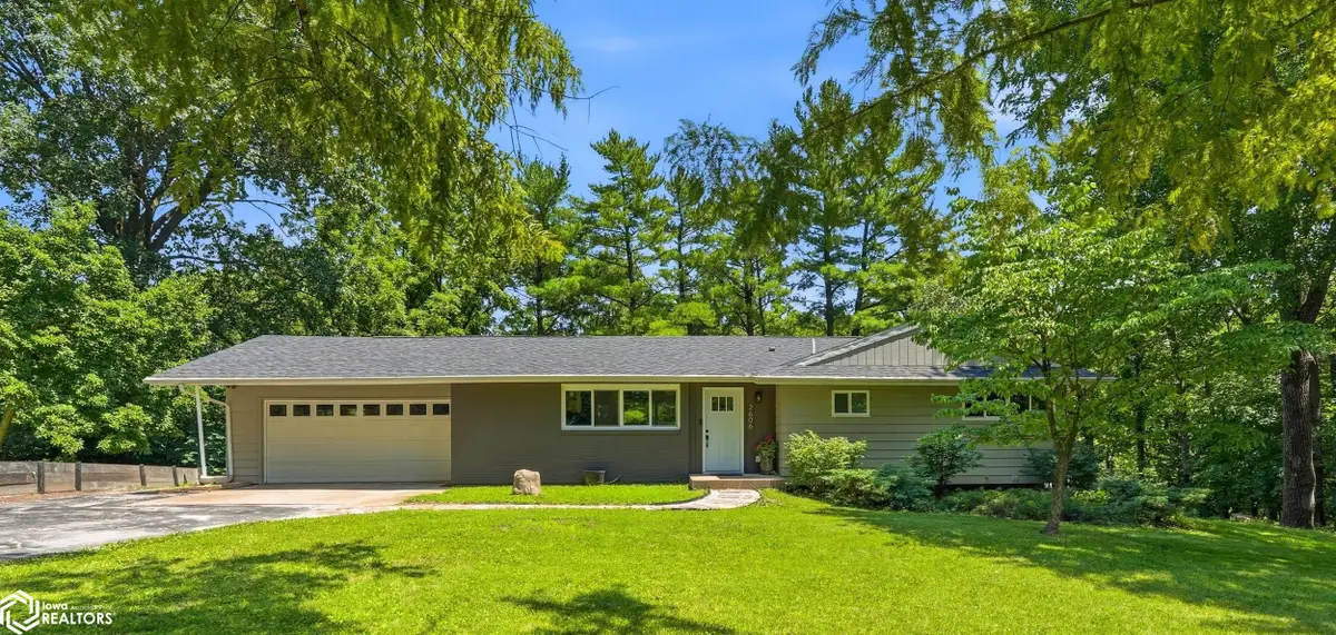2606 Knollcrest Drive, Burlington, IA 52601 - #1