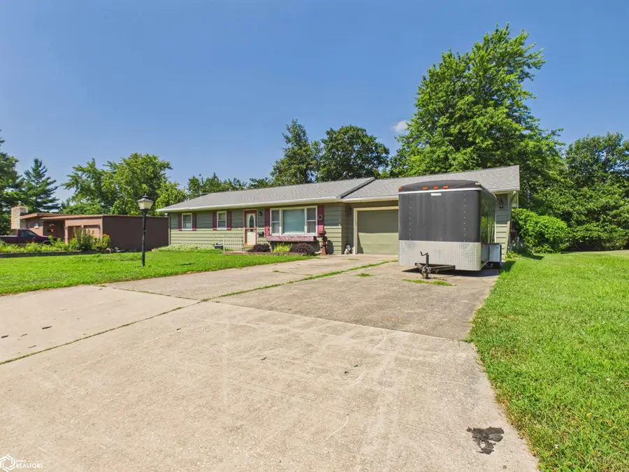 2446 Jackson Avenue, Keokuk, IA 52632 - #2
