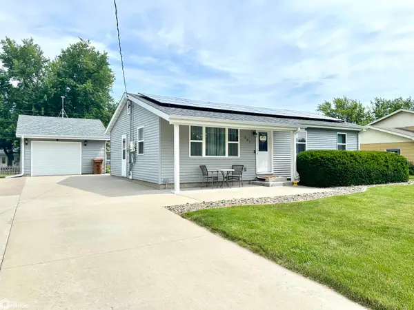 507 12th Avenue, Grinnell, IA 50112
