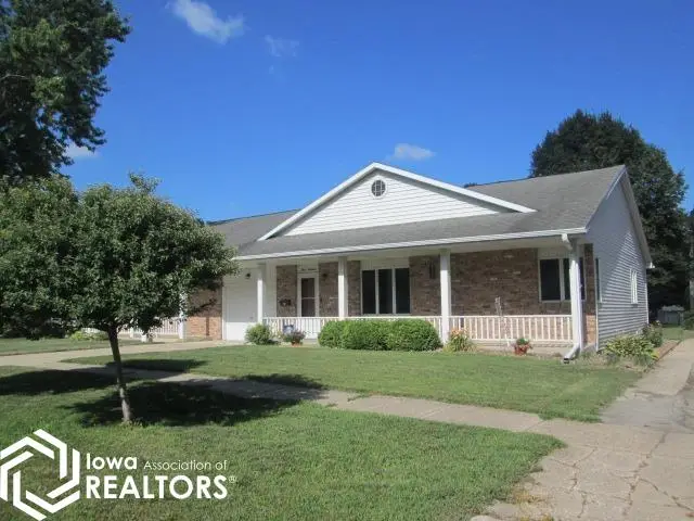 319 1st Street Ne, Clarion, IA 50525 - #1