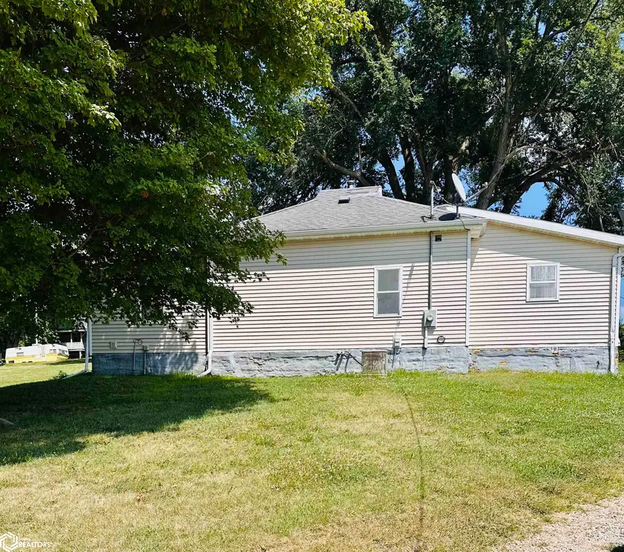 200 South Street, Deep River, IA 52222 - #2