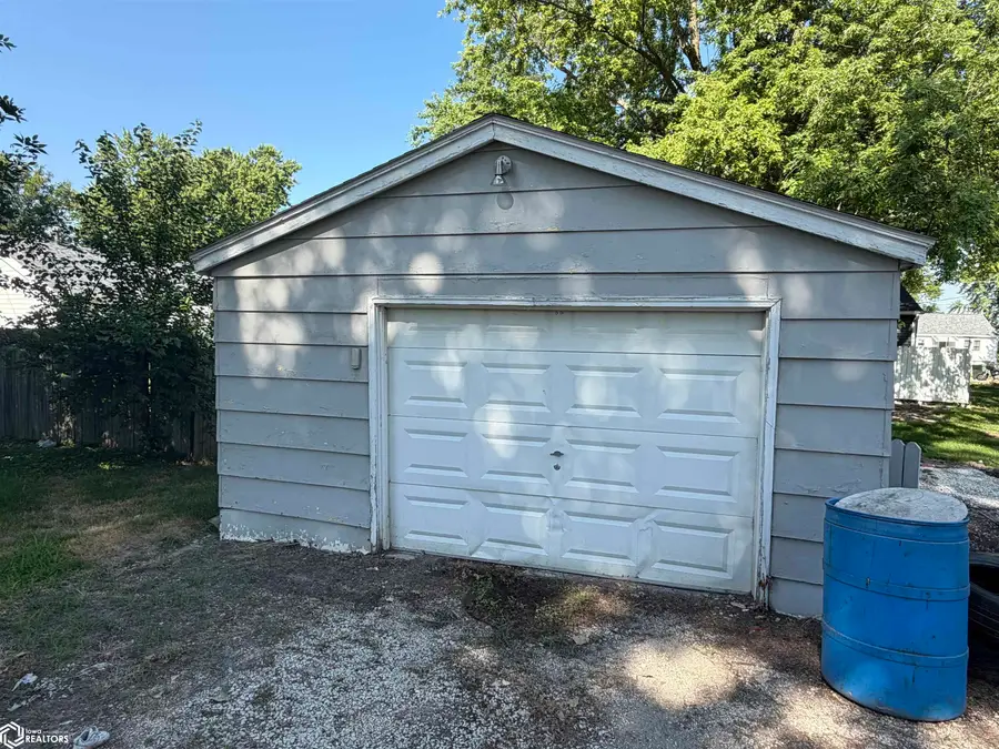 510 N Lincoln Avenue, Eagle Grove, IA 50533 - #2