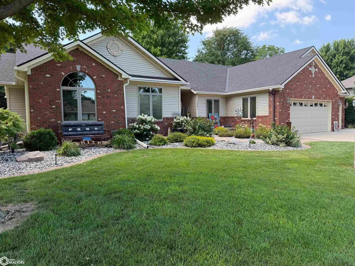 2331 Forest Street, Carroll, IA 51401 - #1