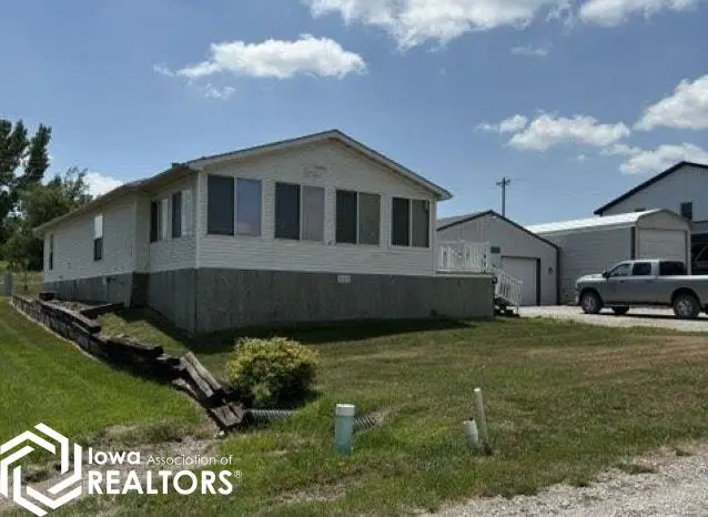88 Arrowhead Rd, Melrose, IA 52569-0000 - #1