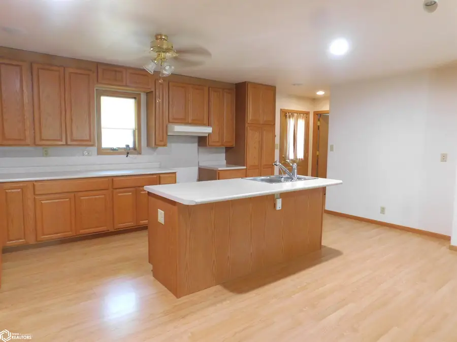 401 Main Street, Deloit, IA 51441 - #3