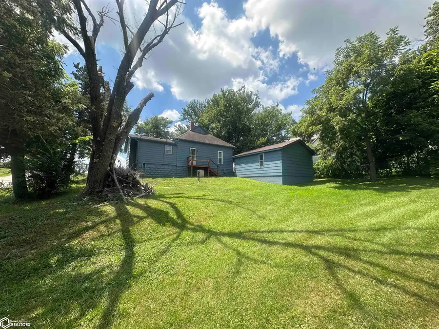 1402 Washington Street, Unionville, MO 63565 - #3