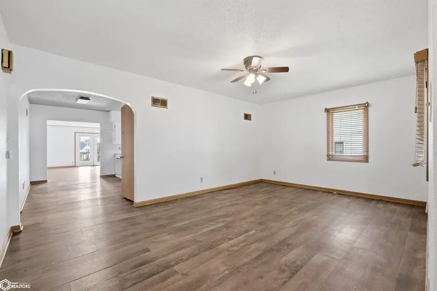 1102 Siegel Street, Tama, IA 52339 - #2