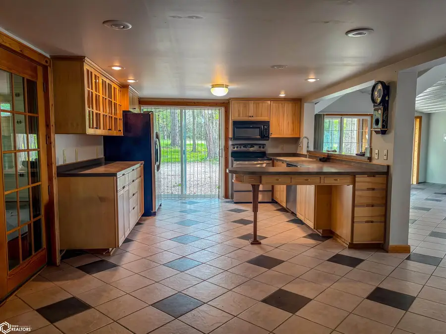 1006 Irish Lane, Mount Vernon, IA 52314 - #3