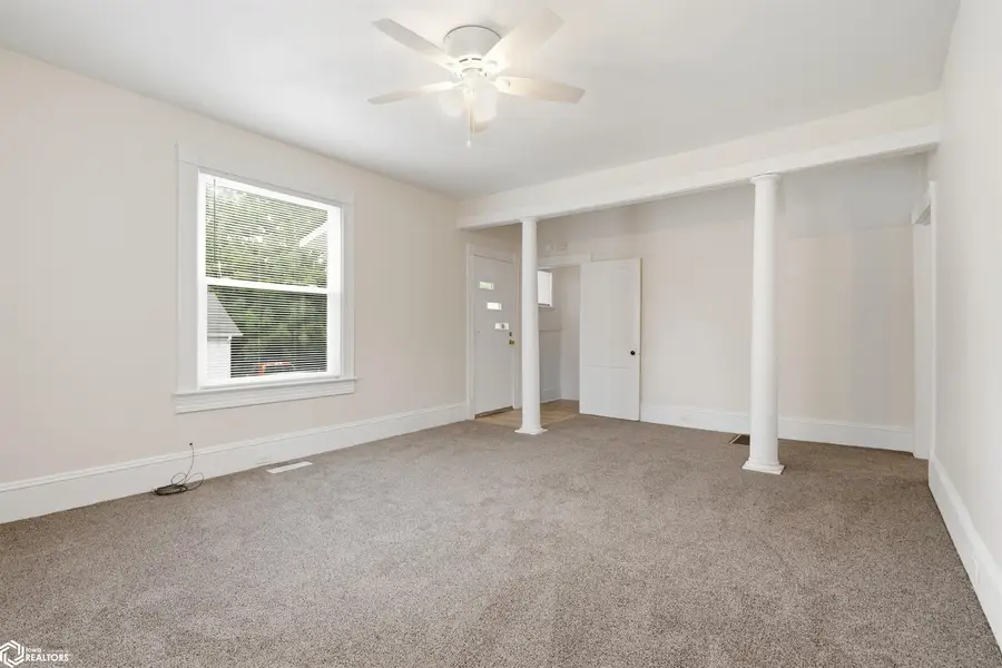 1216 Doemland Street, Burlington, IA 52601 - #3