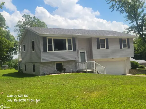 800 N Fillmore Street, Mount Ayr, IA 50854