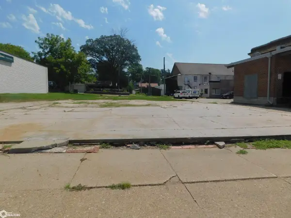 114 N Main Street, Denison, IA 51442