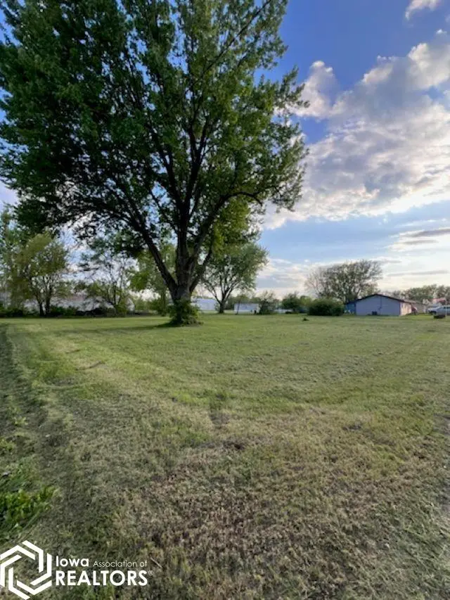 310 W Stanton, Russell, IA 50238 - #2