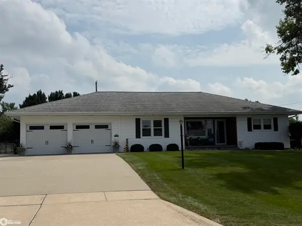 104 Crestview Drive, Marshalltown, IA 50158