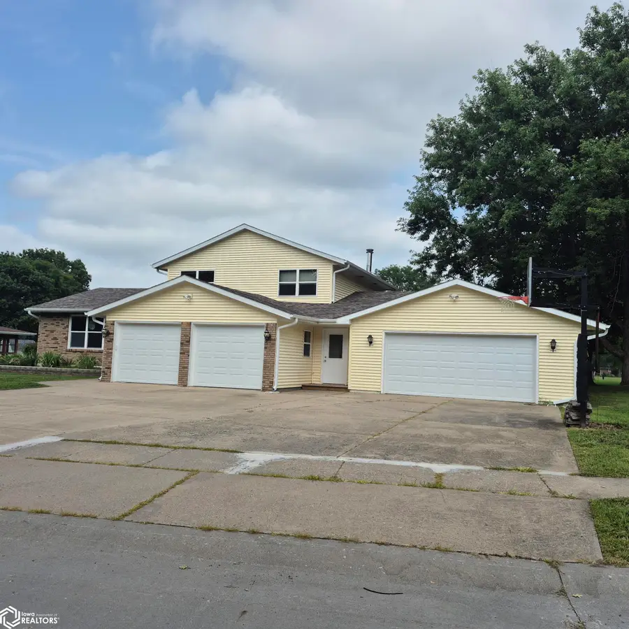 62 Schwartz Dr., Ottumwa, IA 52501 - #2
