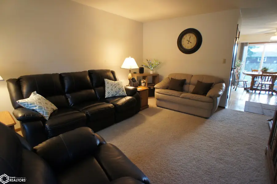 810 Crestview Drive, Webster City, IA 50595 - #2