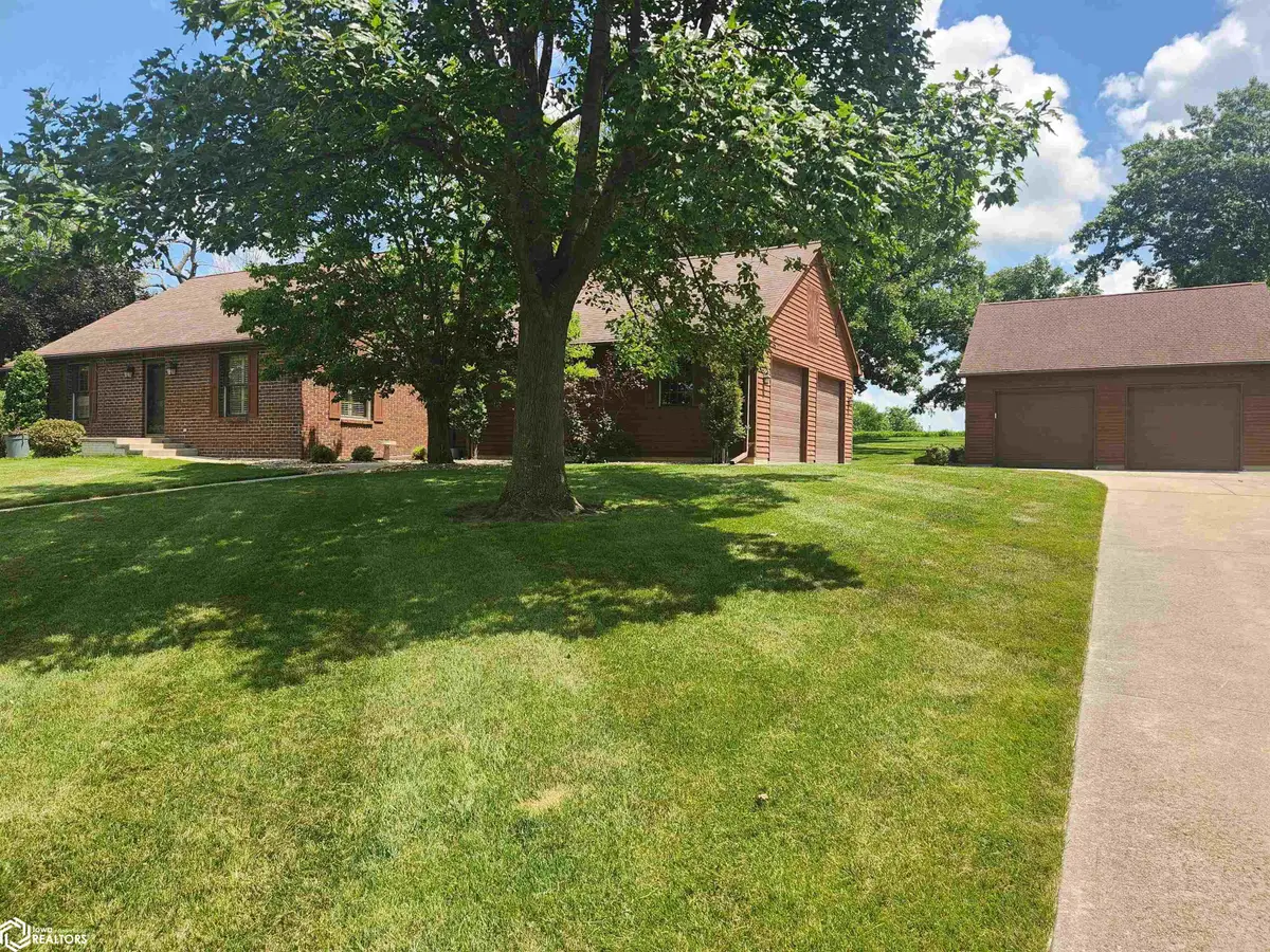1022 Oakland Drive, Tama, IA 52339 - #1