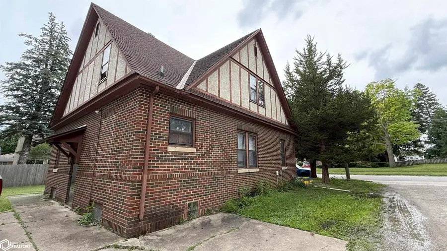 242 14th Street Se, Mason City, IA 50401 - #2
