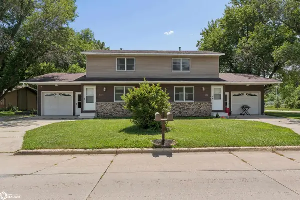 815 817 W 10 Avenue N, Clear Lake, IA 50428