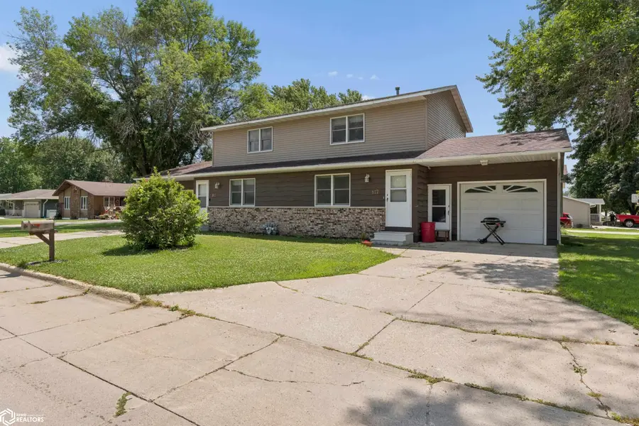 815 817 W 10 Avenue N, Clear Lake, IA 50428 - #3