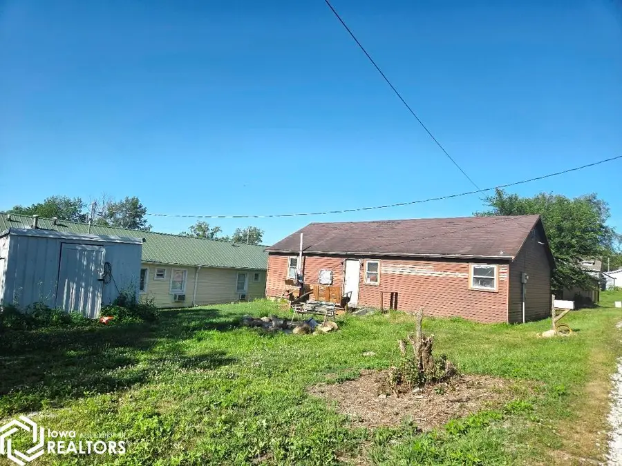317 1/2 S Jackson Street, Osceola, IA 50213 - #2