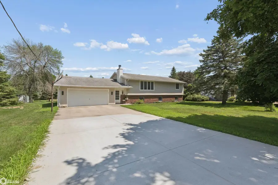 1353 Plymouth Road, Mason City, IA 50401 - #2