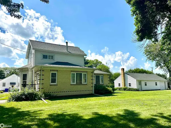 612 Center Street W, Britt, IA 50423