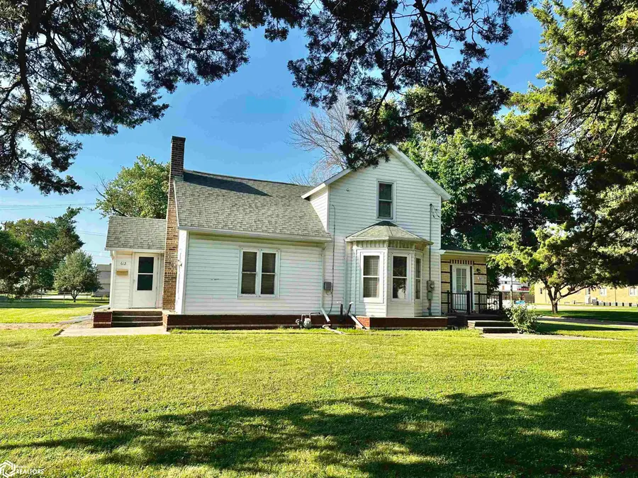 612 Center Street W, Britt, IA 50423 - #3