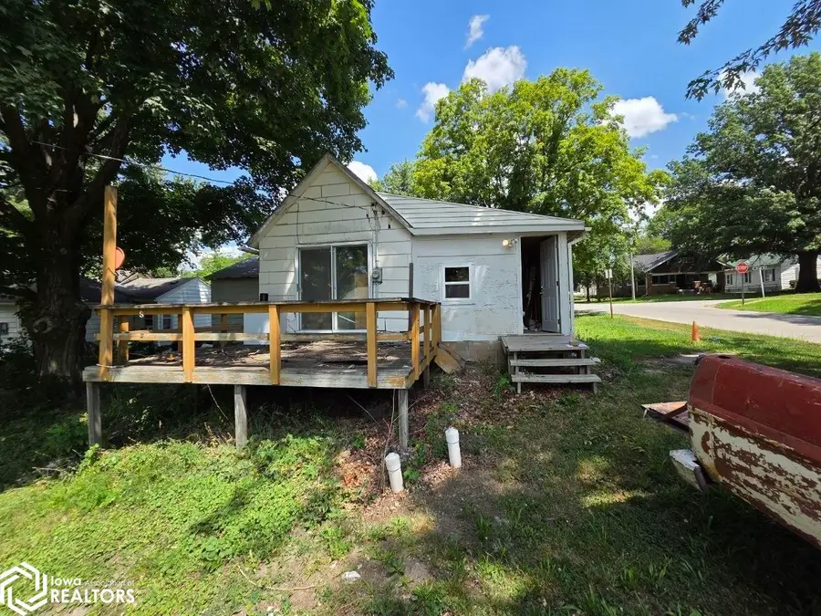 403 E Adams Street, Mount Ayr, IA 50854 - #2