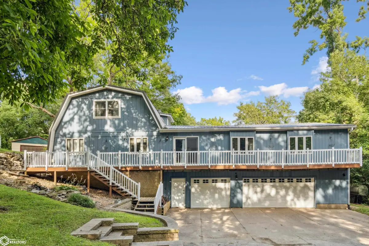 10552 Rolling Hills Drive, Burlington, IA 52601 - #1