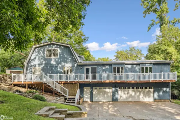 10552 Rolling Hills Drive, Burlington, IA 52601