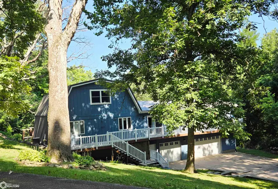 10552 Rolling Hills Drive, Burlington, IA 52601 - #2