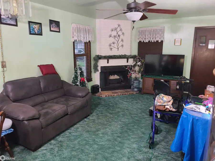 539 20th Street Se, Mason City, IA 50401 - #3