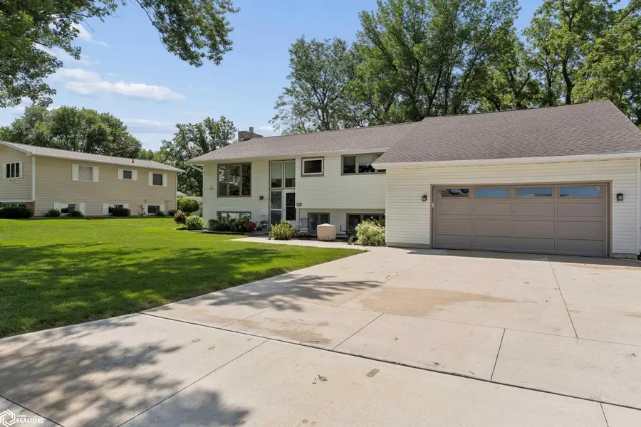 1703 1st Ave N, Clear Lake, IA 50428 - #3