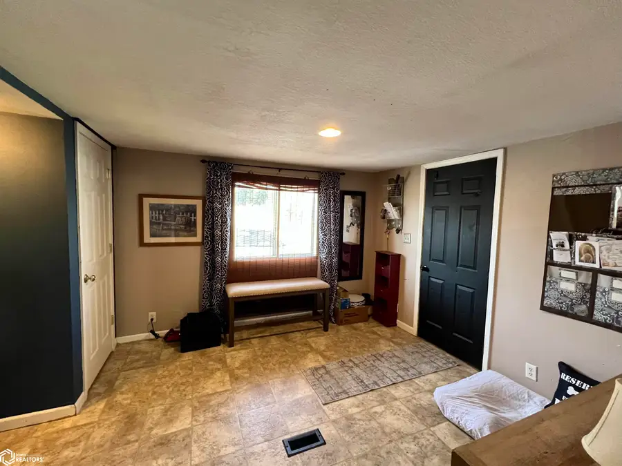 1846 Luther Circle, Creston, IA 50801 - #2