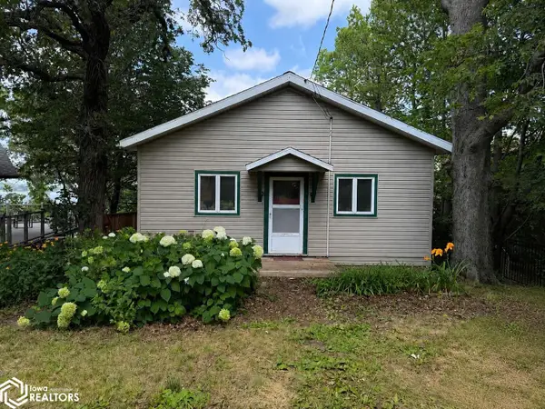 3662 240th Street, Clear Lake, IA 50428