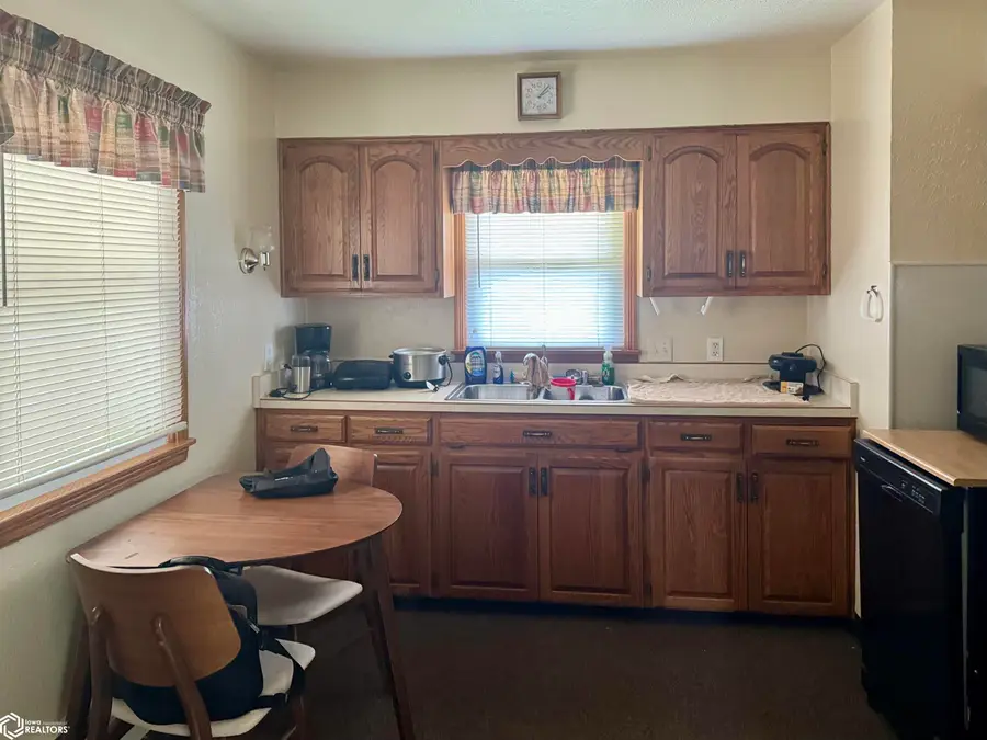 400 East Grant Street, Osceola, IA 50213 - #3