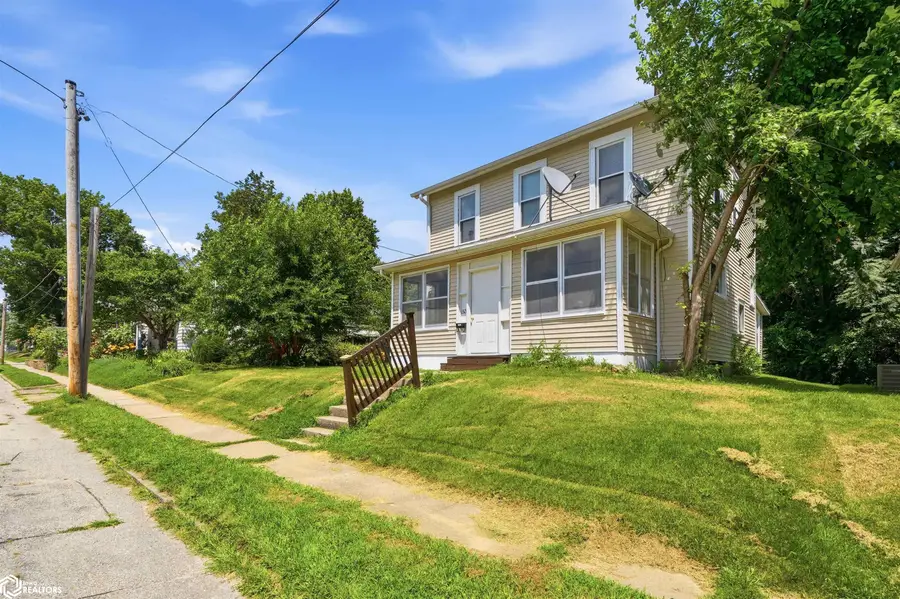 1326 Griswold Street, Burlington, IA 52601 - #3