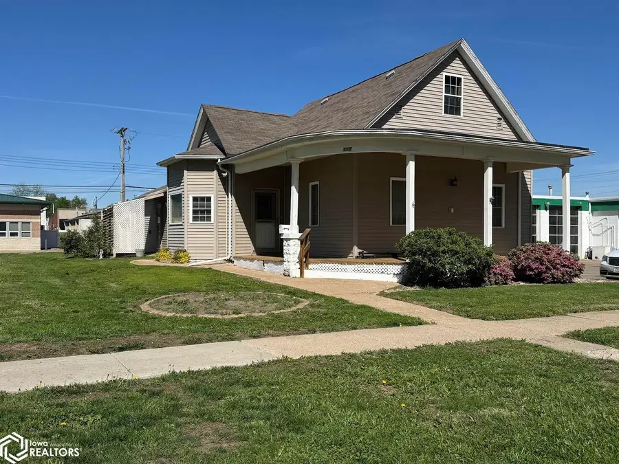 115 Swan Street, West Burlington, IA 52655 - #2