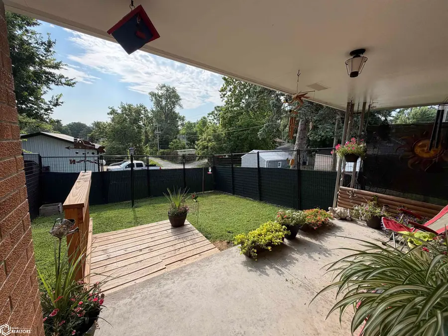 411 N 15th Street, Centerville, IA 52544 - #2