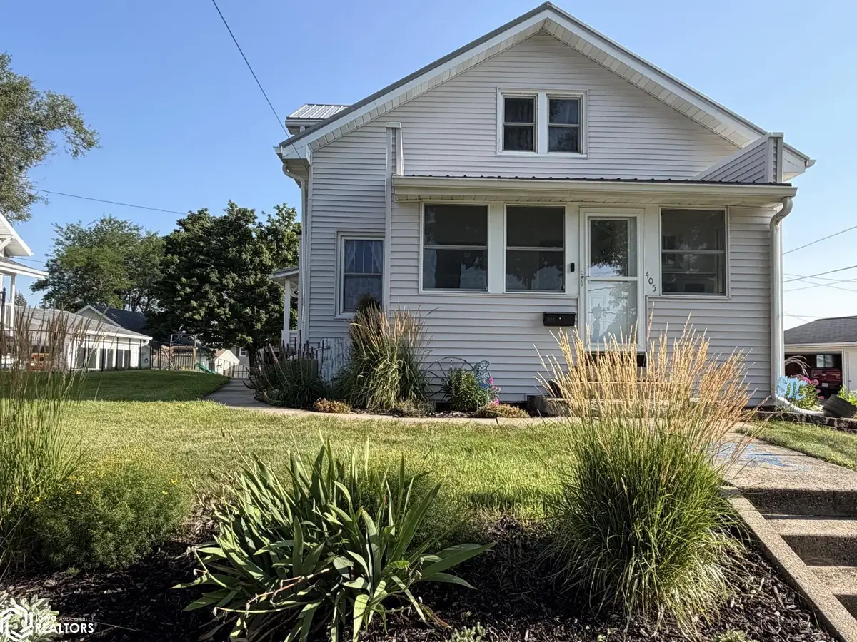 405 E 9th Street, Tama, IA 52339 - #1