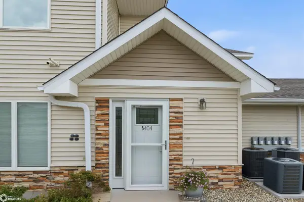 514B E Olive #404 Street, Marshalltown, IA 50158