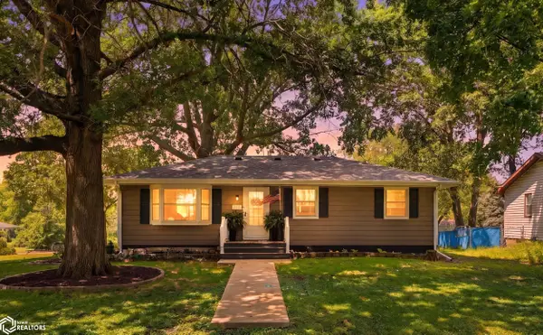 519 S 2nd Avenue, Danville, IA 52623