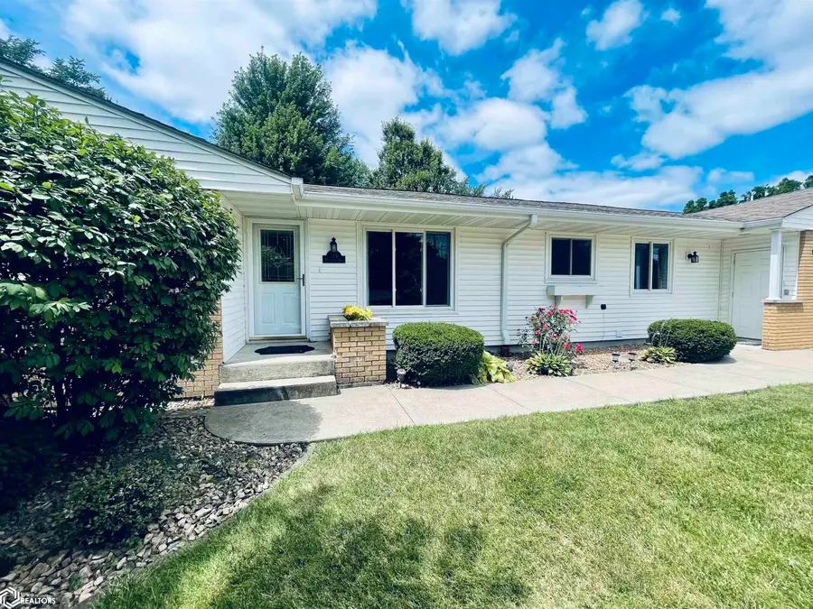 115 Highland Avenue, Oskaloosa, IA 52577 - #2